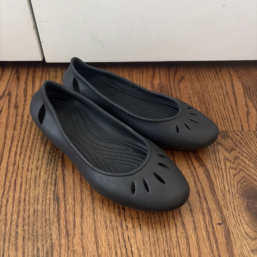 CROCS Womens Kelli Ballet Flat Size 8 Black Rubber Slip On Shoe Casual Cutouts